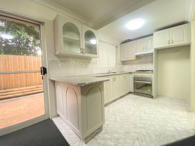 10 / 94 Park Road, Rydalmere