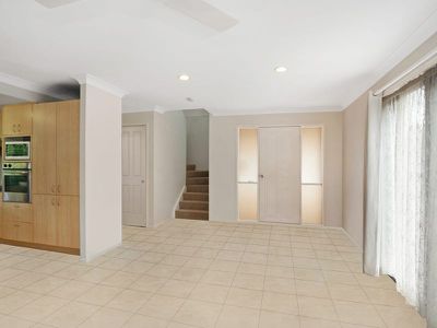 6 Feathertail Court, Tewantin