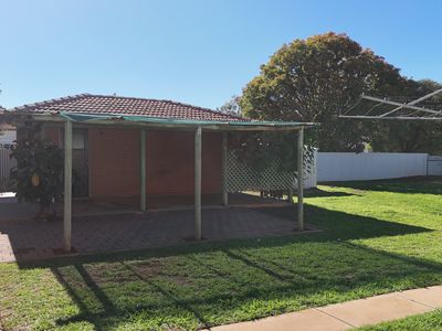 45 Close Street, Parkes