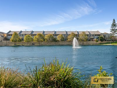 4 / 4 Burnley Way, Butler