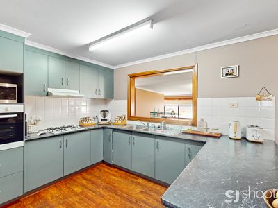 13 Bomen Street, Ballimore
