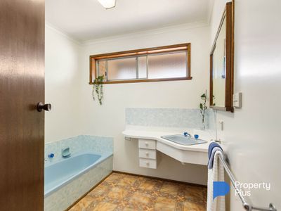 9 Ray Street, Castlemaine