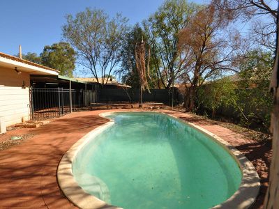 9 Kurrawan Way, Newman