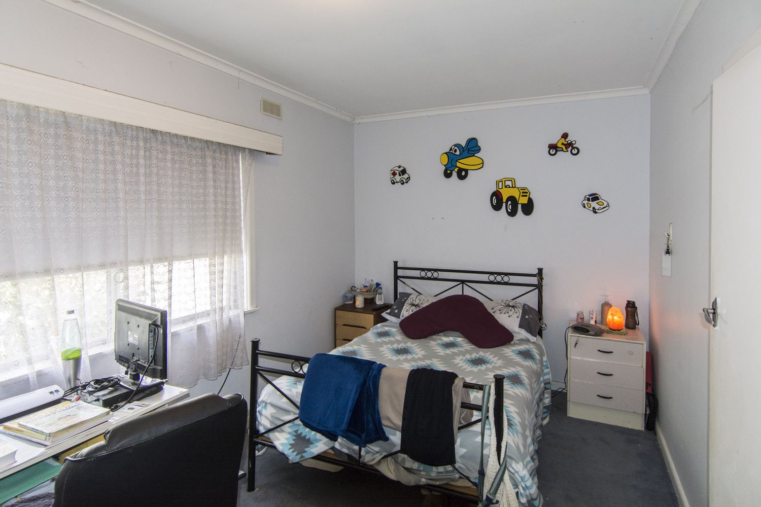 11 Burgess Street, Horsham