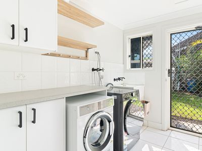 5 Jumna Close, Bentley Park