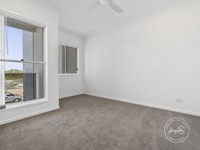 121 Attenborough Drive, Banya