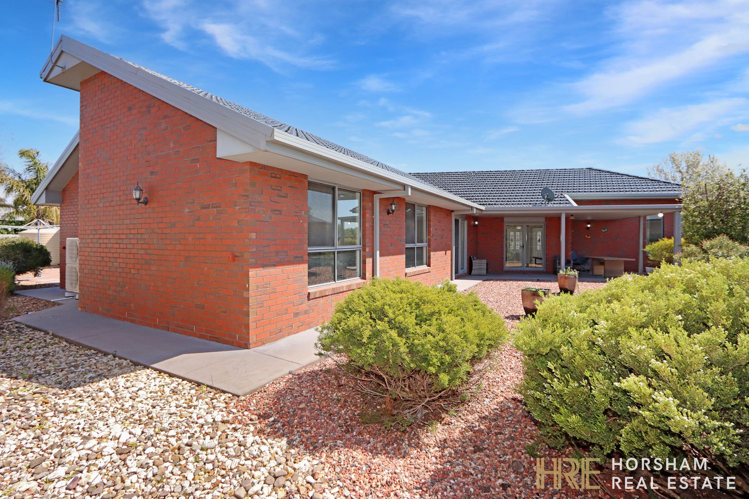 15 Fisher Square, Horsham
