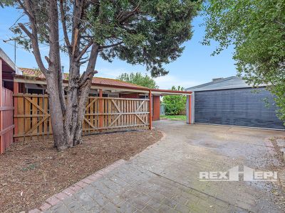 54 Willora Crescent, Cranbourne West
