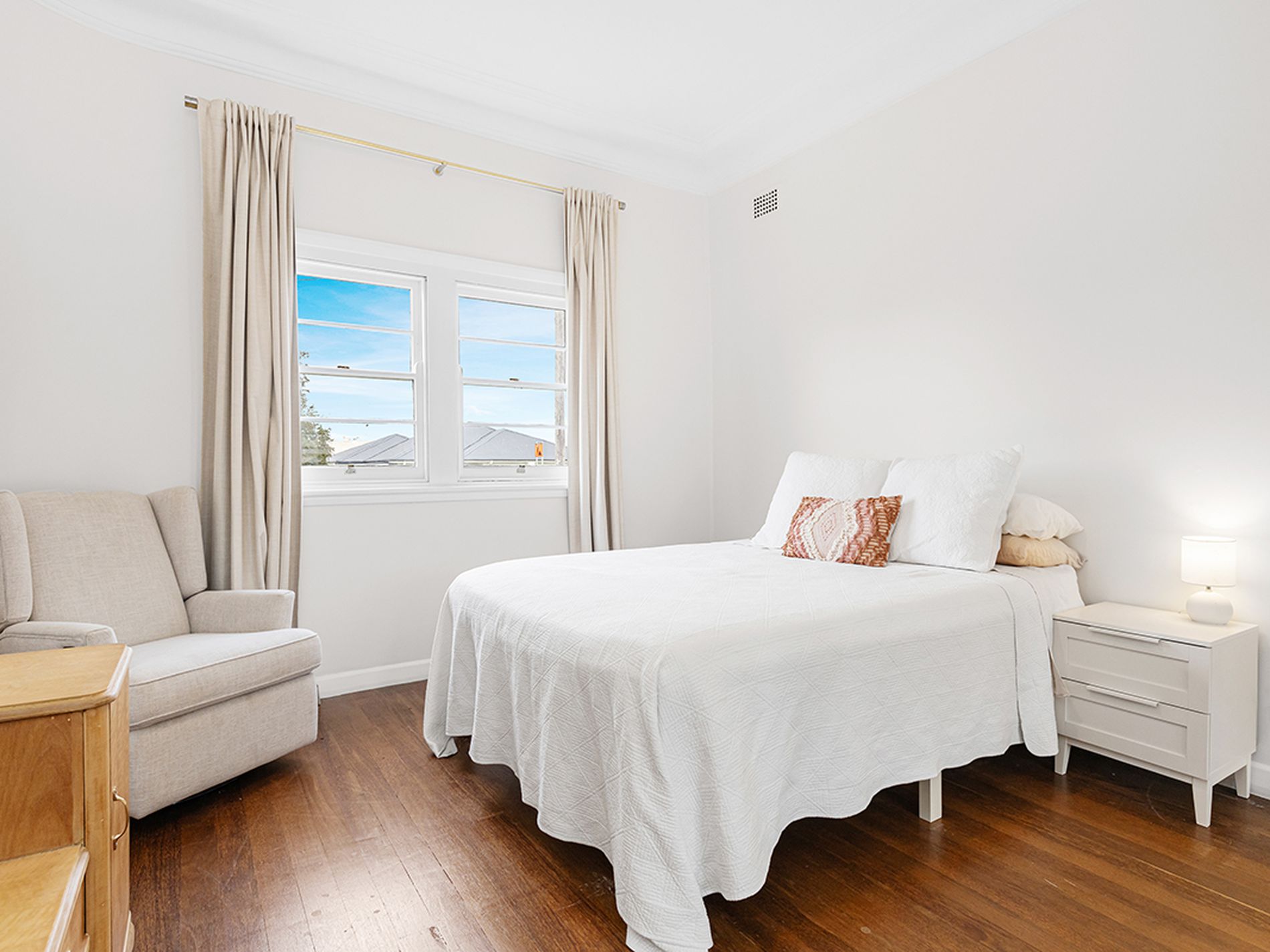 17 Fifth Street, Weston