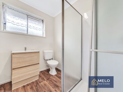 4 / 28 Minogue Crescent, Hoppers Crossing