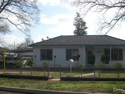 8 Gillis Street, Dubbo