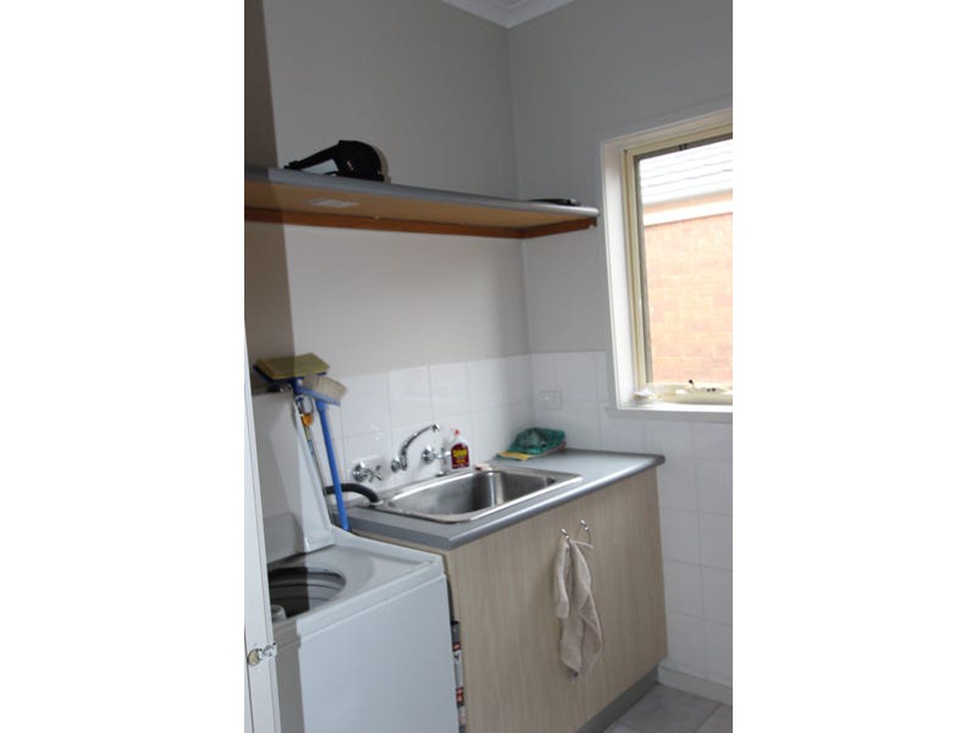 8 / 143 Barrabool Road, Highton