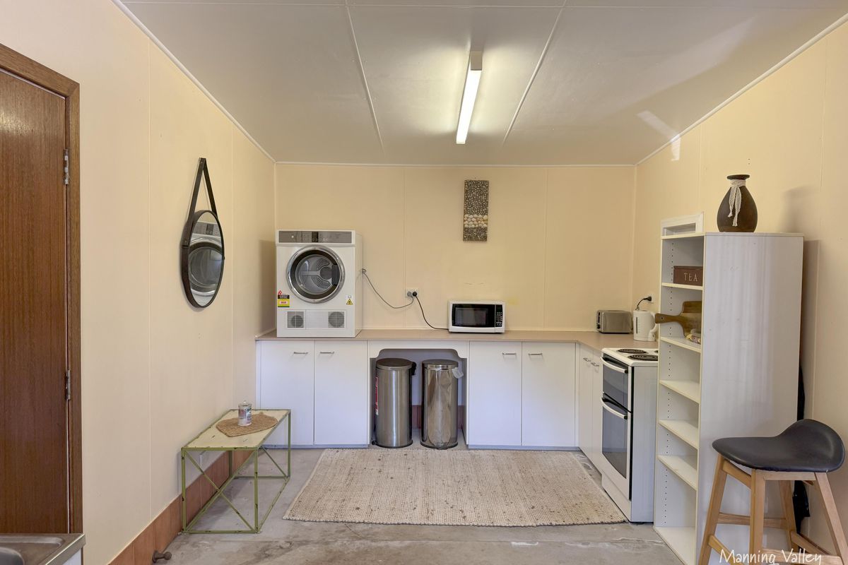 6-8 Red Oak Road, Rainbow Flat