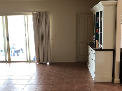 1 Hughes Street, Horsham