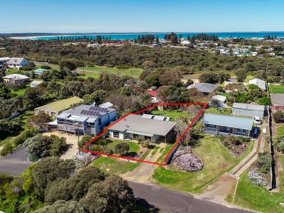5 Wentworth Street, Beachport