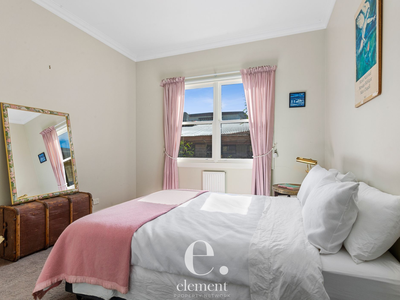 1 / 9 Crows Road, Belmont