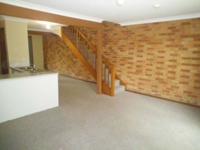 2 / 10 Albert Street, Ourimbah