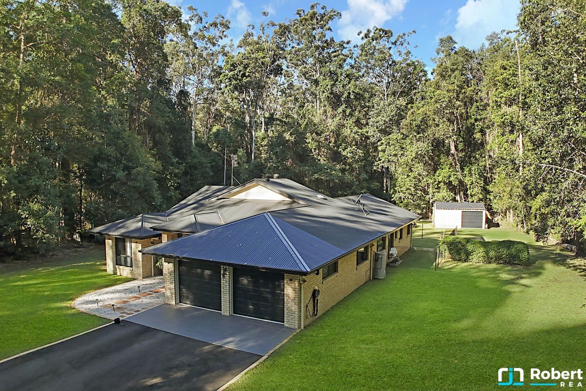 83 Stratford Park Drive, Pomona