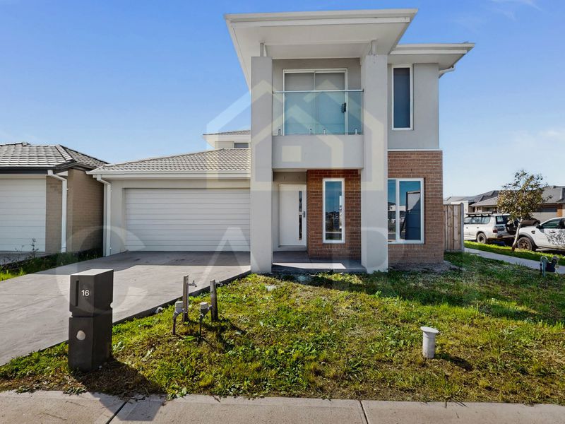 16 Montagna Drive, Clyde