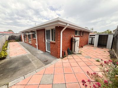 3 / 6A Huntingdon Street, Newtown