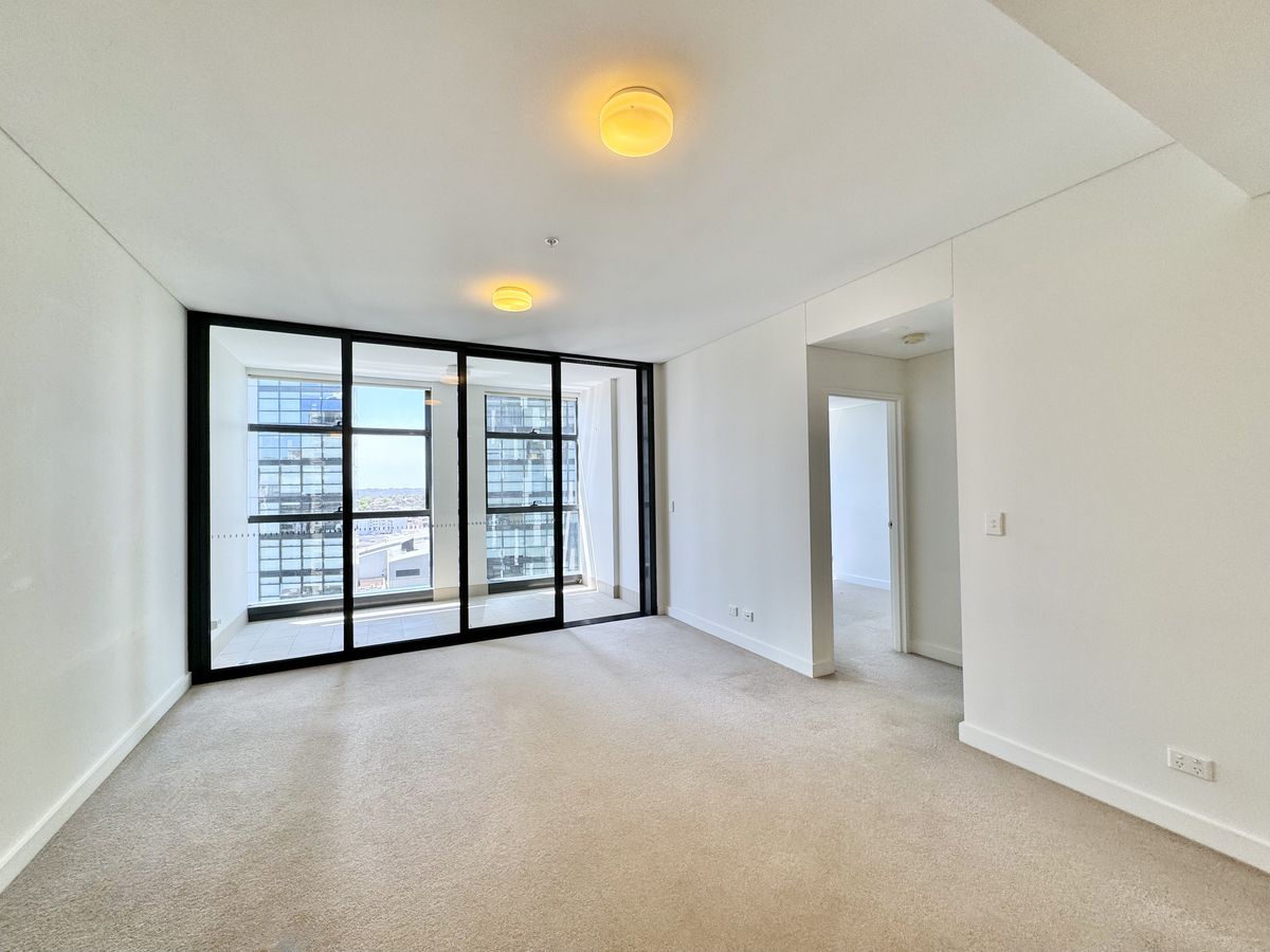 1507 / 438 Victoria Avenue, Chat...