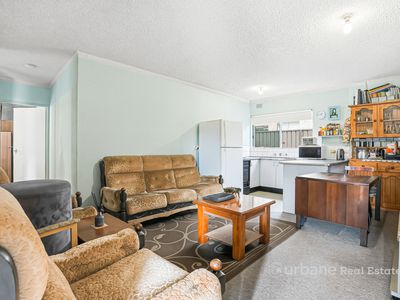 1 / 20 Bringelly Road, Kingswood