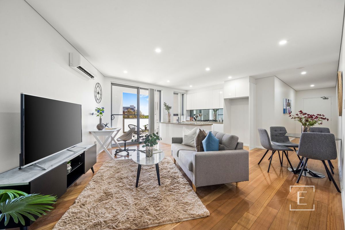 27 / 50 Loftus Crescent, Homebush