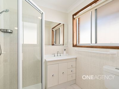 1 / 5 Marigold Close, Bomaderry