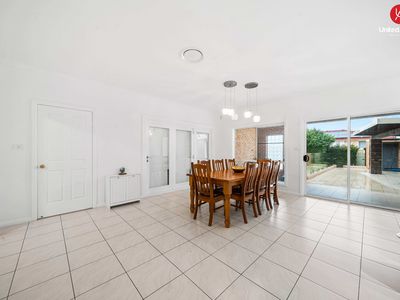 34 Wainewright Avenue, West Hoxton