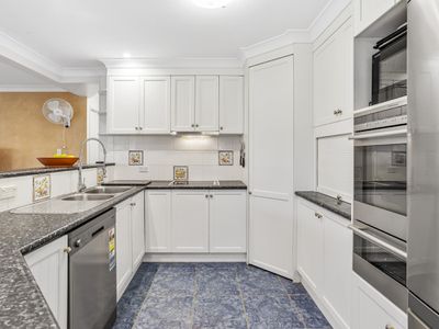 4 Paten Close, Birkdale