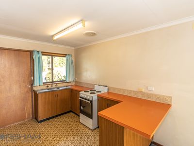 4 / 42 Williams Road, Horsham