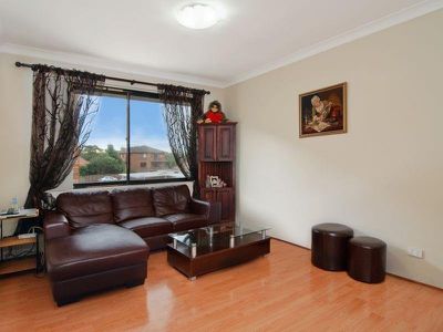 10 / 29 Fourth Avenue, Campsie