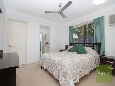 8 Timaru Court, Annandale