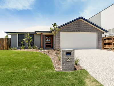 2 Tyrone Street, Middle Ridge