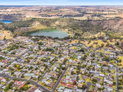 2 MacKenzie Street, Mount Gambier