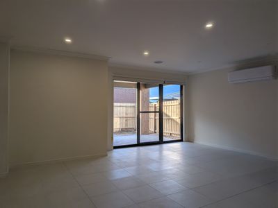 8 Paley Circuit, Mount Duneed