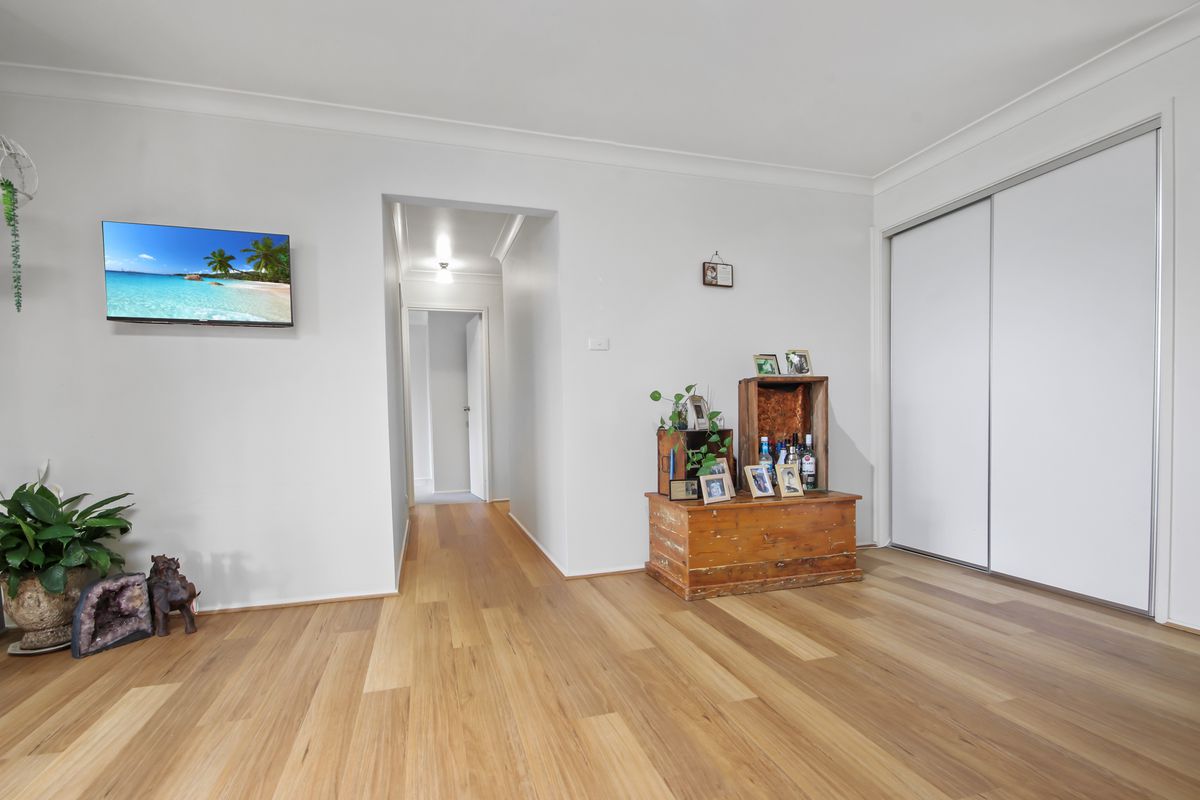 42 Mummaga Lake Drive, Dalmeny