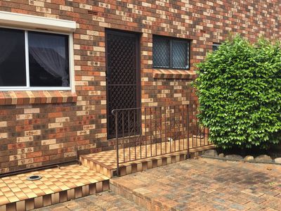 4 / 52 Peterborough Avenue, Lake Illawarra