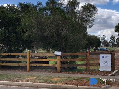 9 King Street, Dingee