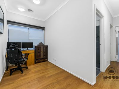 34 Bales Road, Cranbourne East