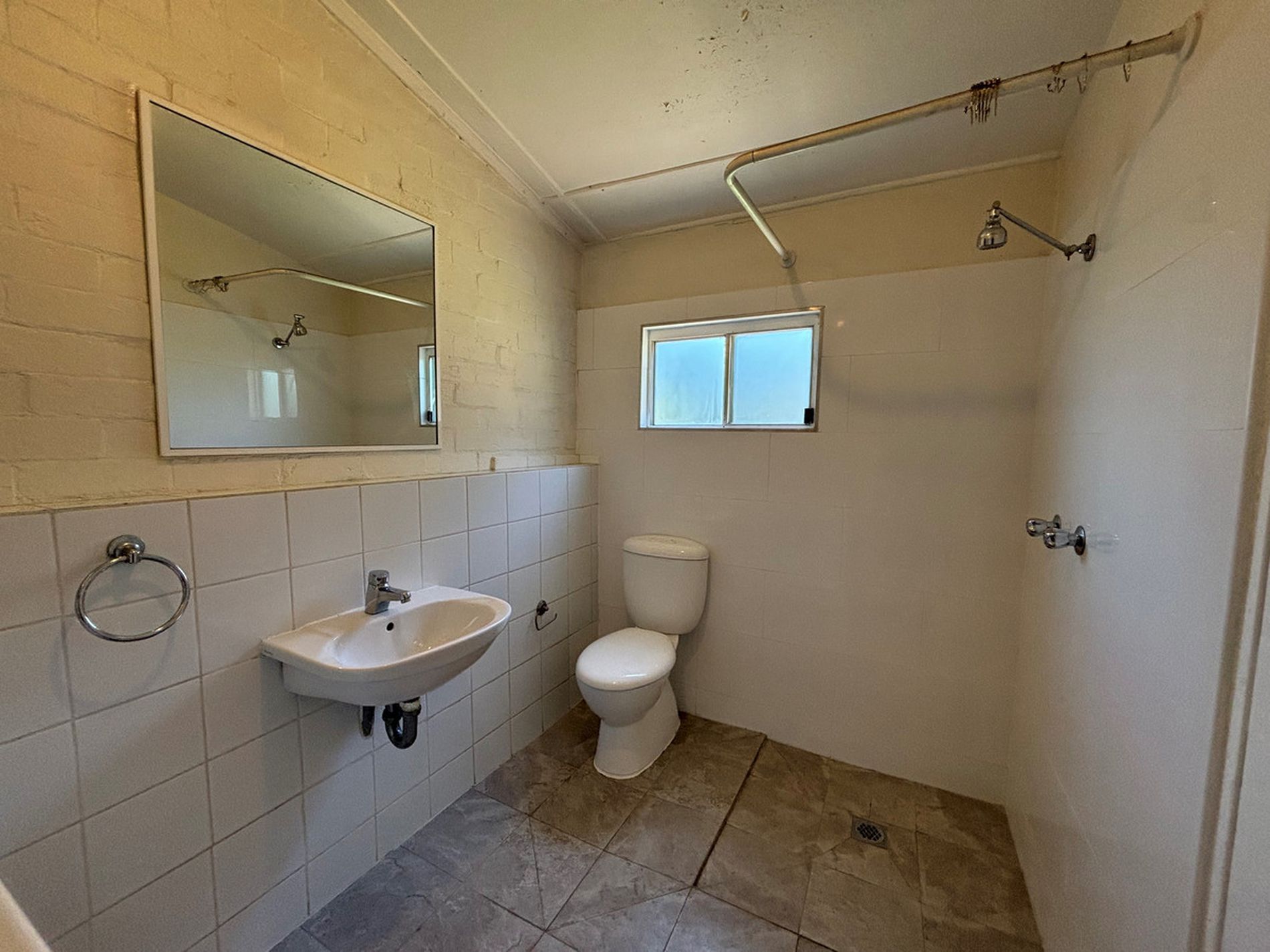 31 Sutherland Street, St Peters