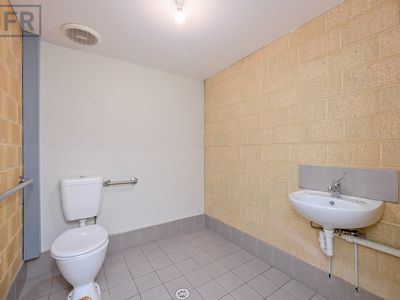 1 / 32 Bushland Ridge, Bibra Lake