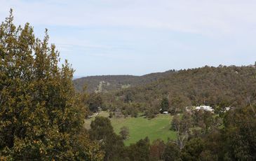 28 Leadbetter Road, Beaconsfield Upper