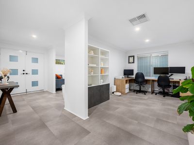 7 Jefferson Way, Piara Waters