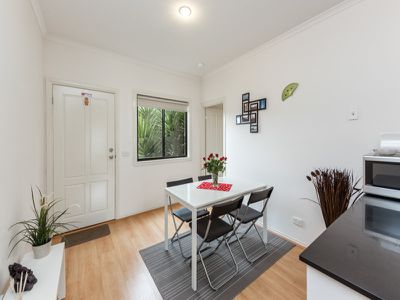 5 / 2-6 Kelly Street, Werribee