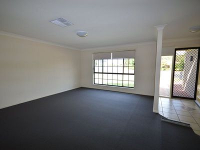 1 St Andrews Drive, Dubbo