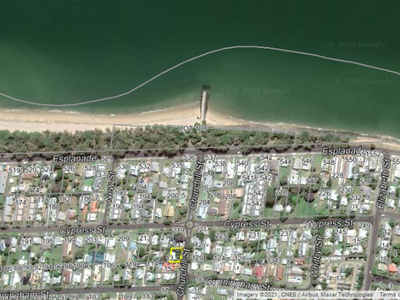11 Churchill Street, Urangan