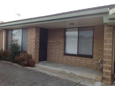 2 / 13 Manifold Street, Manifold Heights