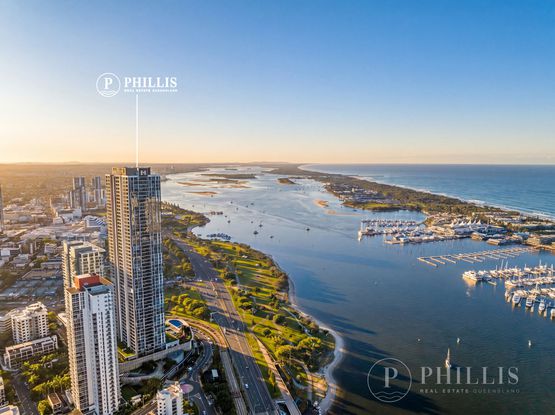 1308 / 2 Como Crescent, Southport