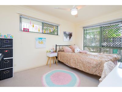 2 Morane Ct, Pacific Pines